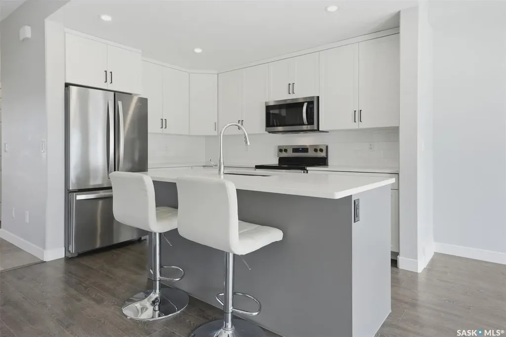 348 Brighton Gate Saskatoon SK S7V 0P9