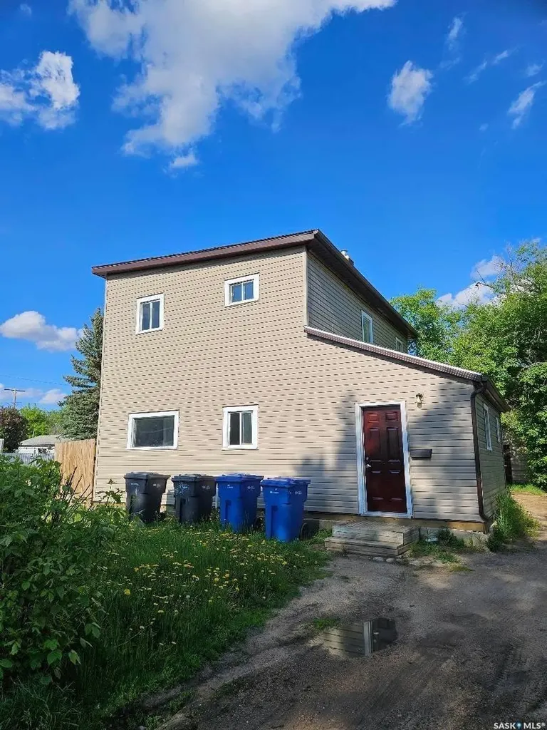 1292 106th Street North Battleford SK S9A 1X2