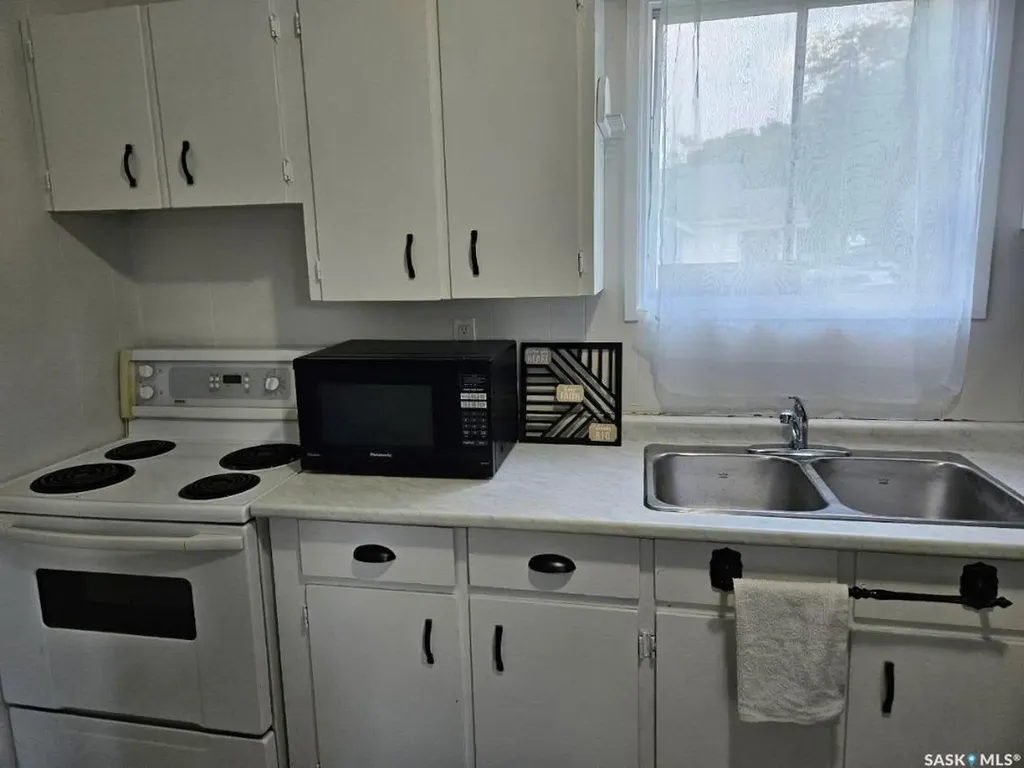 1292 106th Street North Battleford SK S9A 1X2