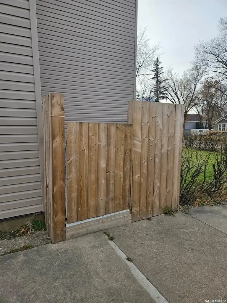 1292 106th Street North Battleford SK S9A 1X2