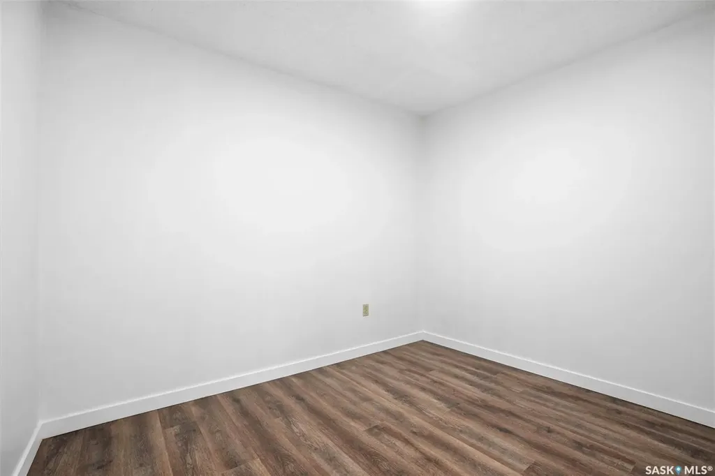 405 5th Avenue N Saskatoon SK S7K 6Z3