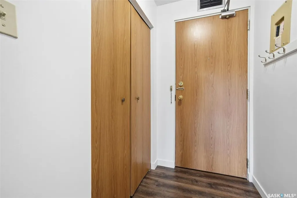 405 5th Avenue N Saskatoon SK S7K 6Z3