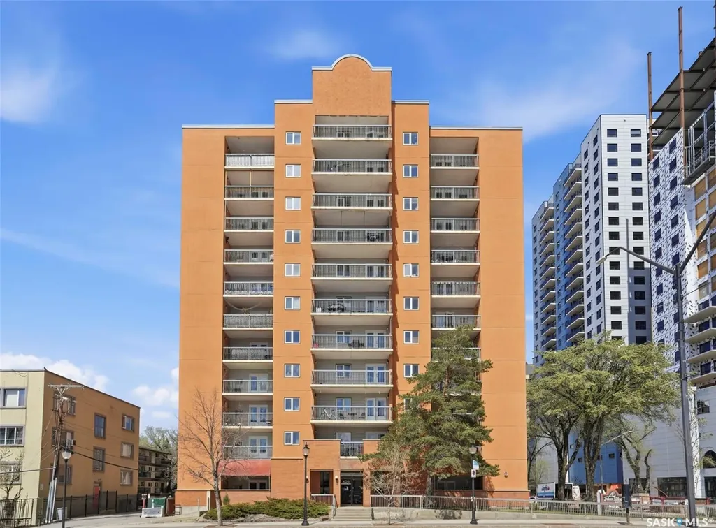 405 5th Avenue N Saskatoon SK S7K 6Z3