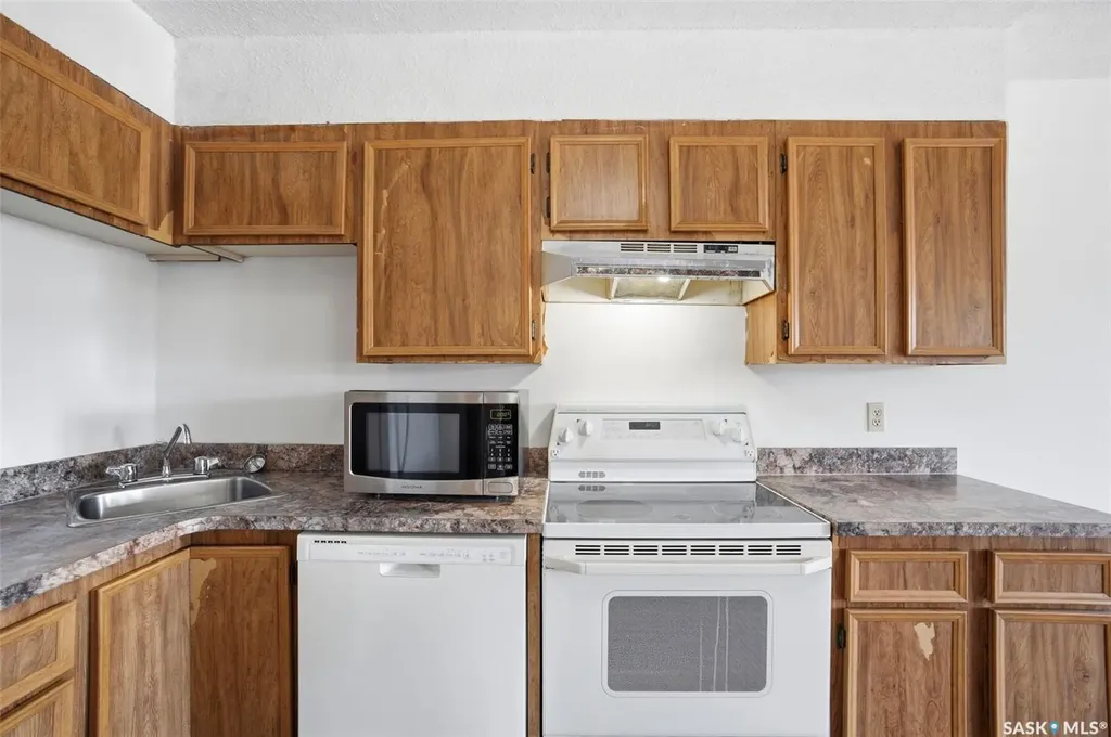 405 5th Avenue N Saskatoon SK S7K 6Z3