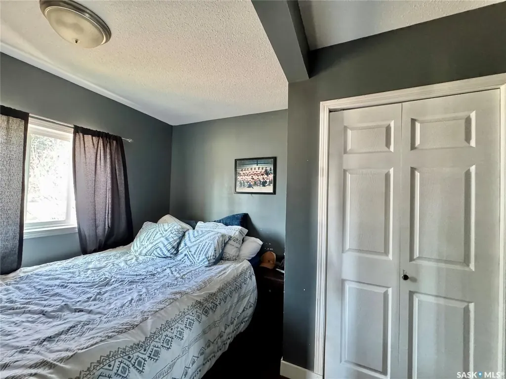 130 5th Street Bredenbury SK S0A 0H0
