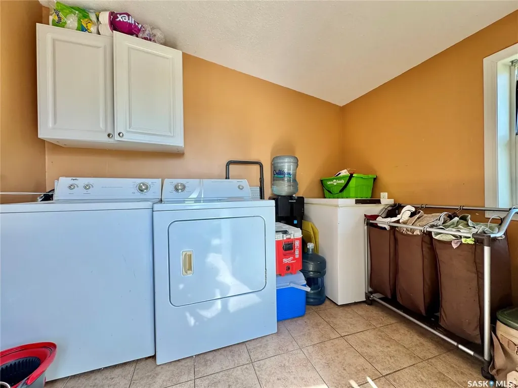 130 5th Street Bredenbury SK S0A 0H0