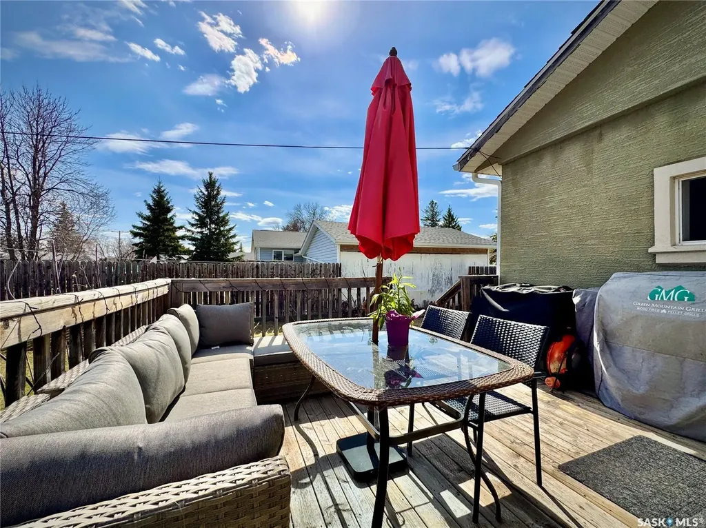 130 5th Street Bredenbury SK S0A 0H0