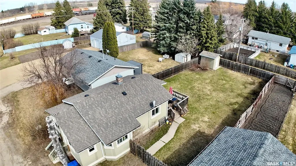 130 5th Street Bredenbury SK S0A 0H0