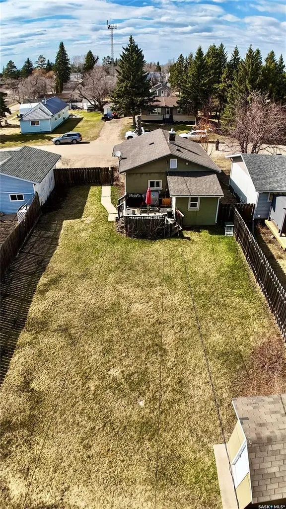 130 5th Street Bredenbury SK S0A 0H0