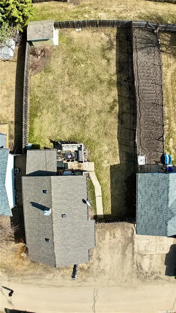 130 5th Street Bredenbury SK S0A 0H0