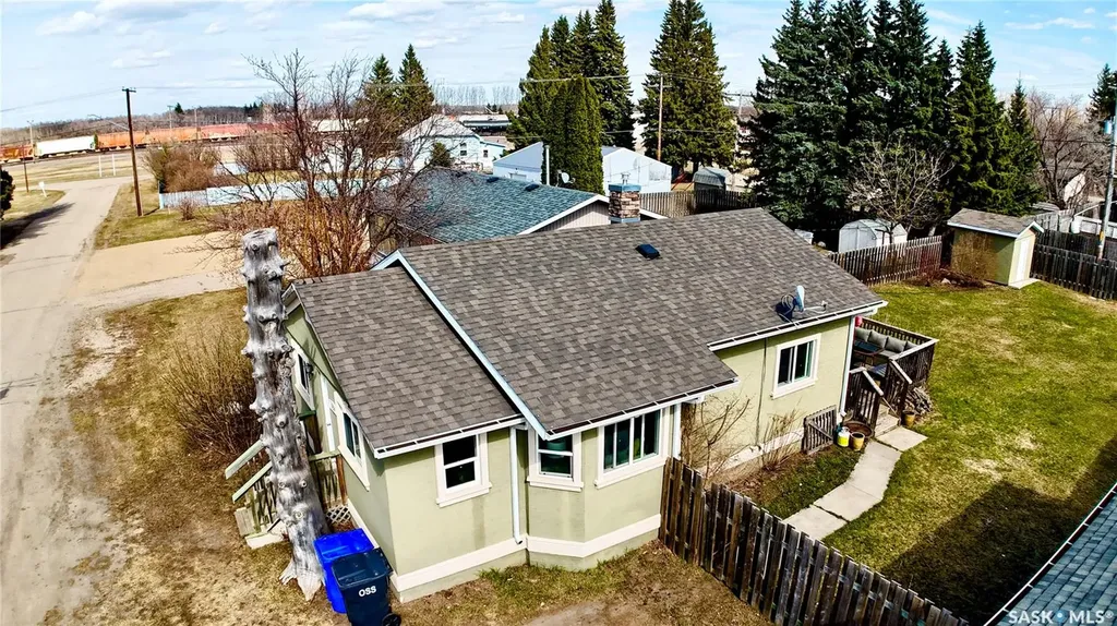 130 5th Street Bredenbury SK S0A 0H0