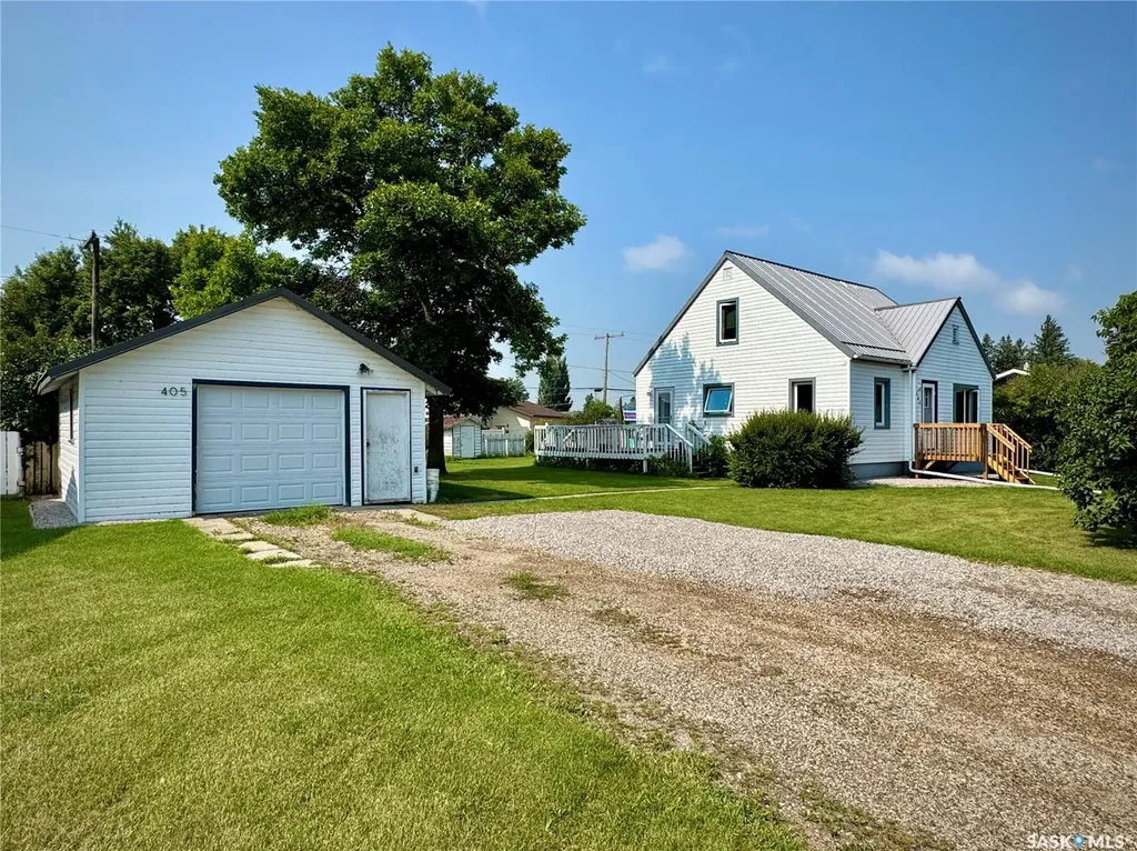 405 March Avenue E Langenburg SK S0A 0A0