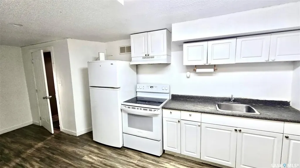 19 O'neil Crescent Saskatoon SK S7N 1W7