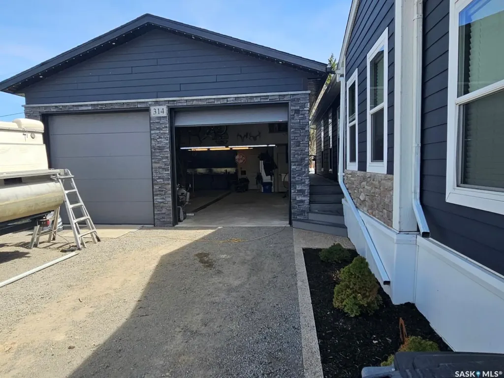 314 Brome Street Yellow Grass SK S0G 5J0