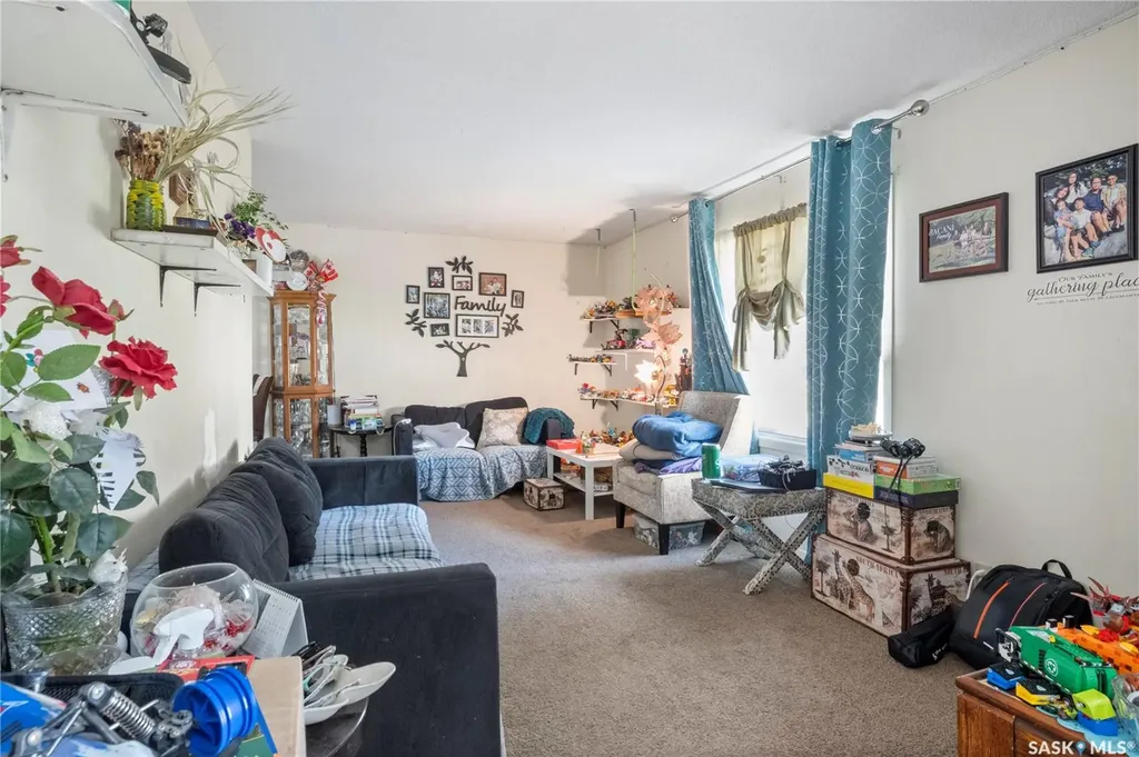 4122 Castle Road Regina SK S4S 6A4