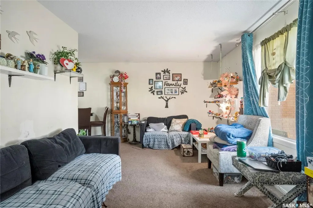 4122 Castle Road Regina SK S4S 6A4