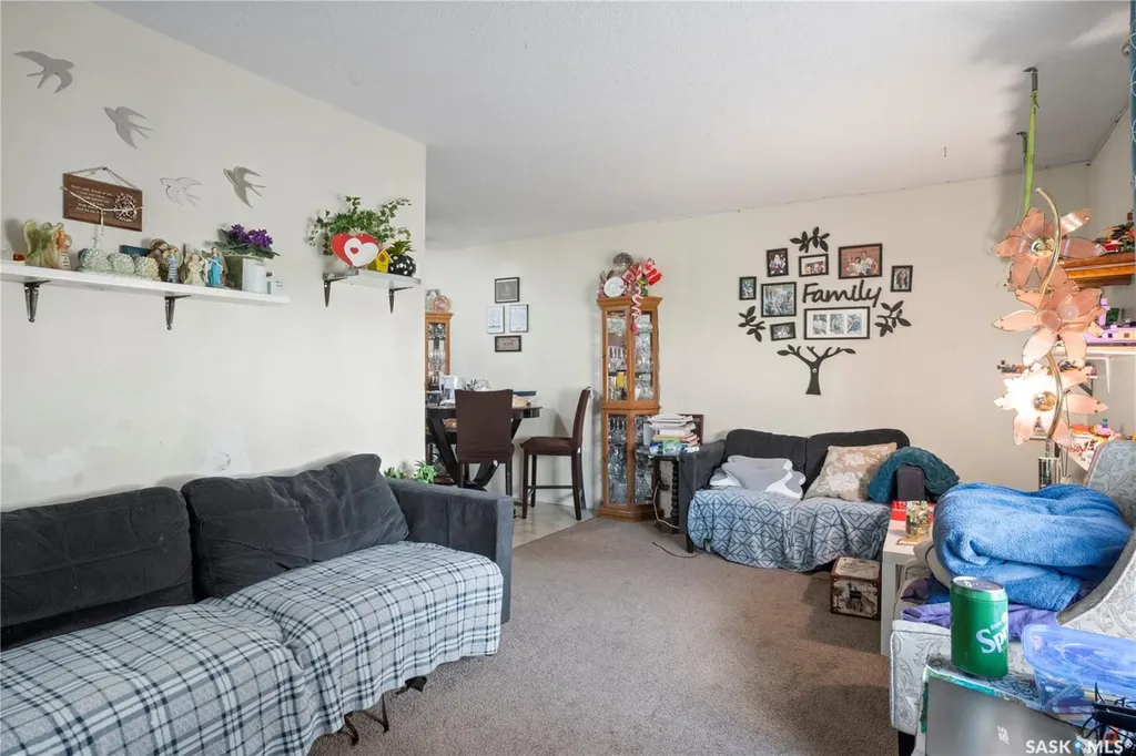4122 Castle Road Regina SK S4S 6A4