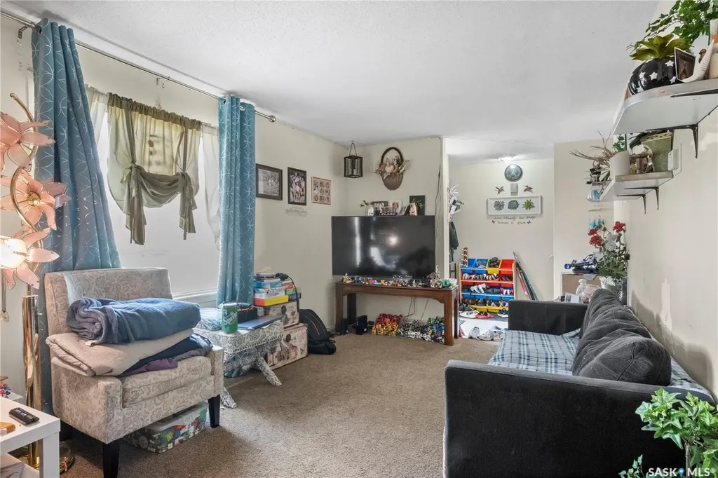4122 Castle Road Regina SK S4S 6A4
