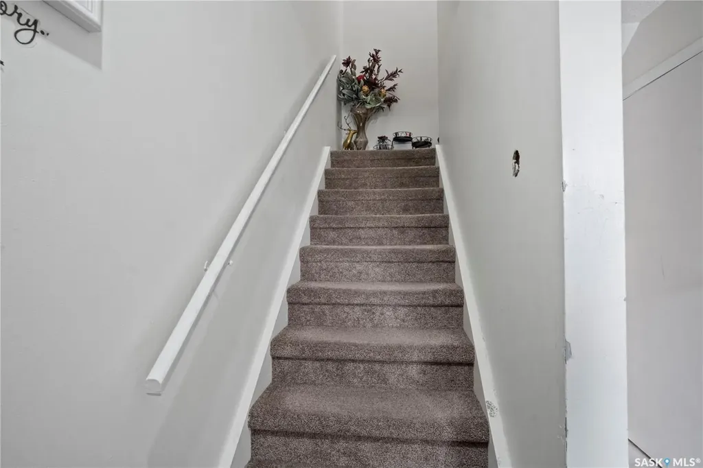 4122 Castle Road Regina SK S4S 6A4