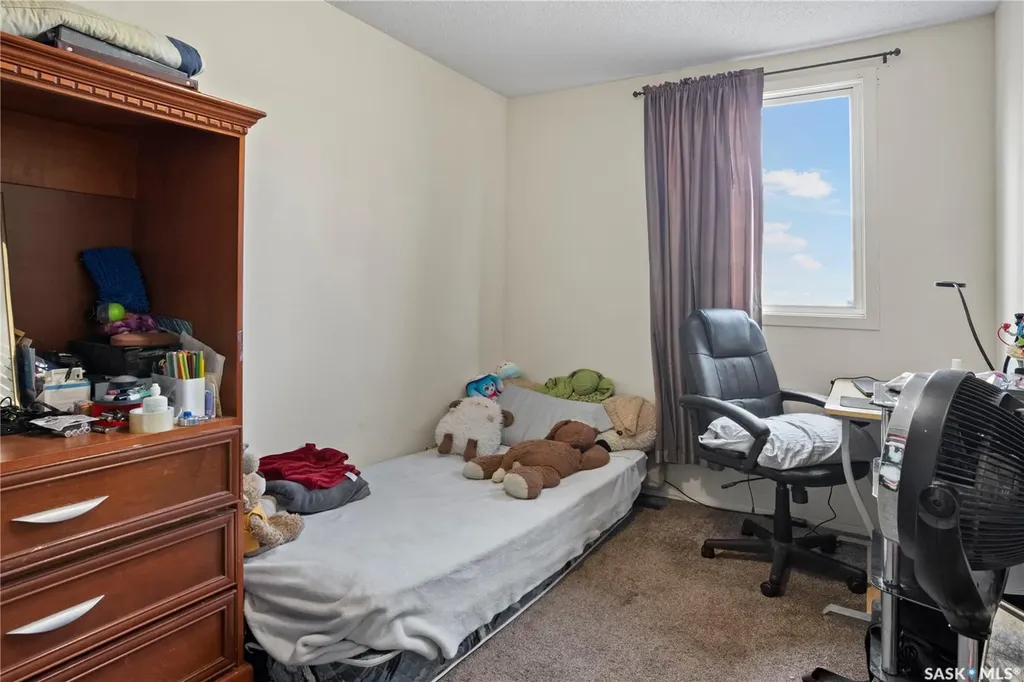 4122 Castle Road Regina SK S4S 6A4