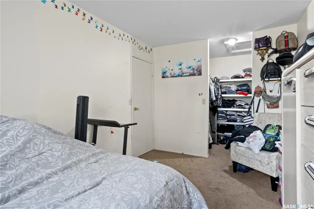4122 Castle Road Regina SK S4S 6A4