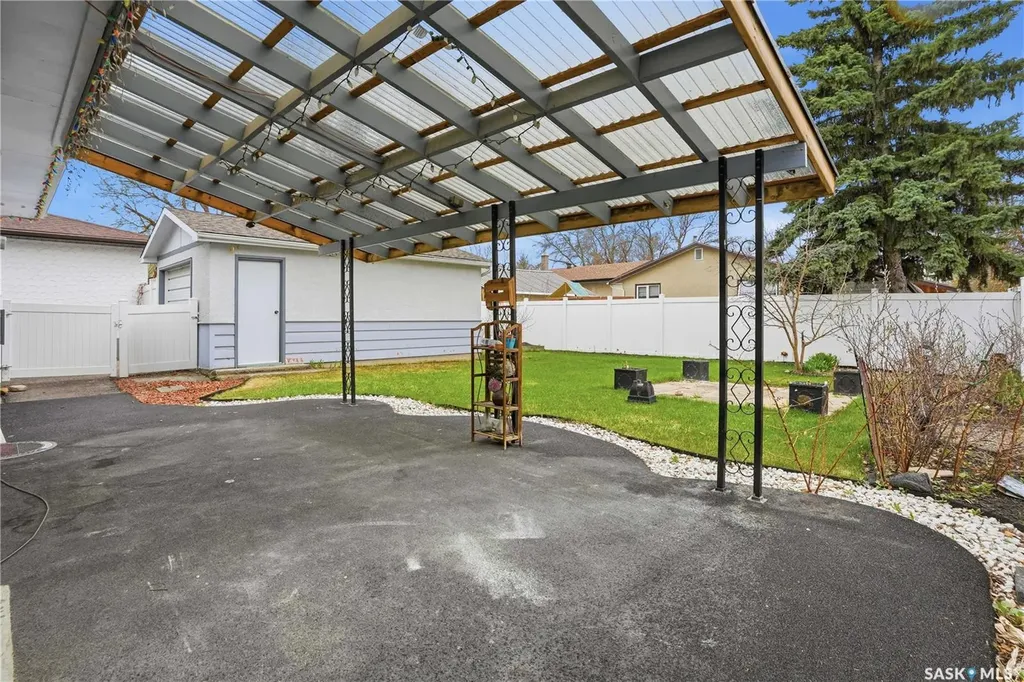 219 Nagel Crescent Regina SK S4N 4N4
