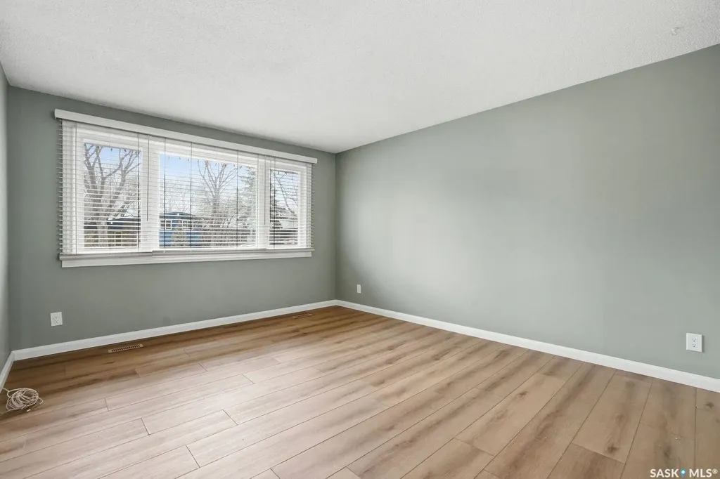 219 Nagel Crescent Regina SK S4N 4N4