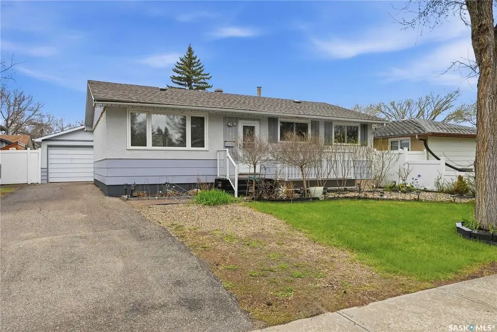219 Nagel Crescent Regina SK S4N 4N4