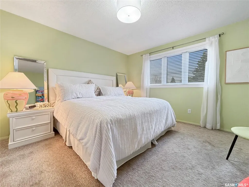 355 Ball Crescent Saskatoon SK S7K 6E3