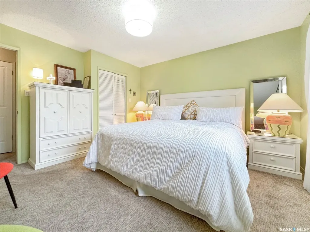 355 Ball Crescent Saskatoon SK S7K 6E3