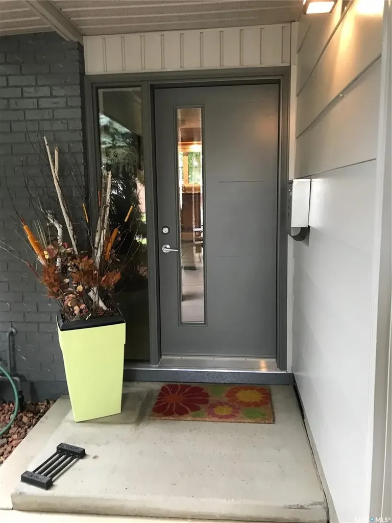 355 Ball Crescent Saskatoon SK S7K 6E3