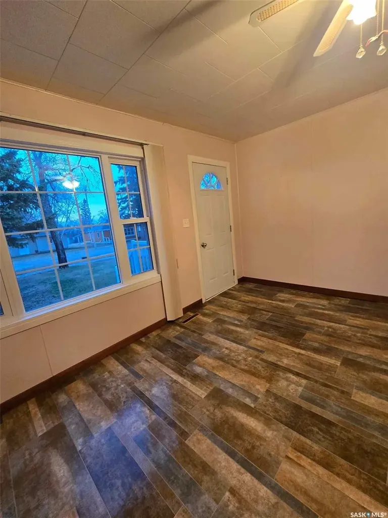 209 2nd Avenue E Kelvington SK S0A 1W0