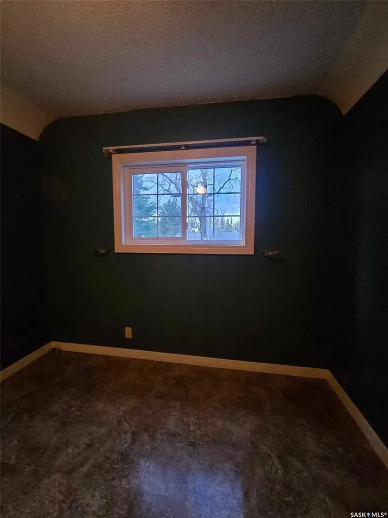 209 2nd Avenue E Kelvington SK S0A 1W0