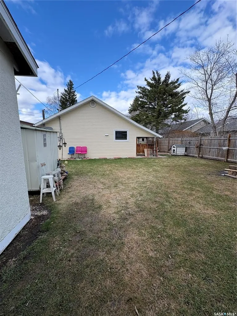 209 2nd Avenue E Kelvington SK S0A 1W0