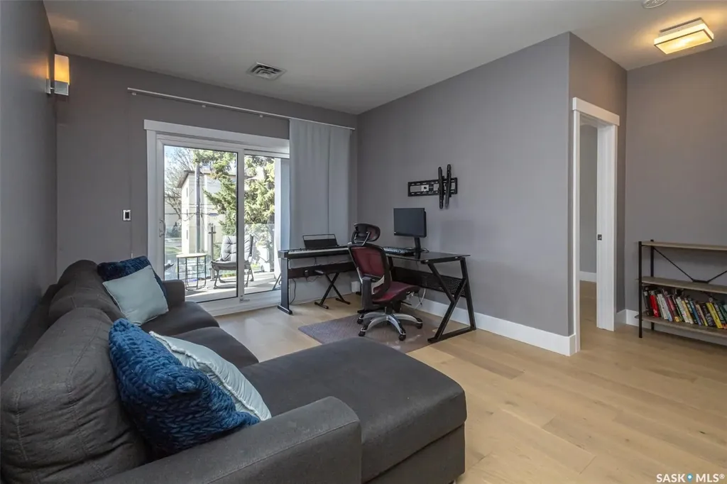 1010 Main Street E Saskatoon SK S7H 0K7