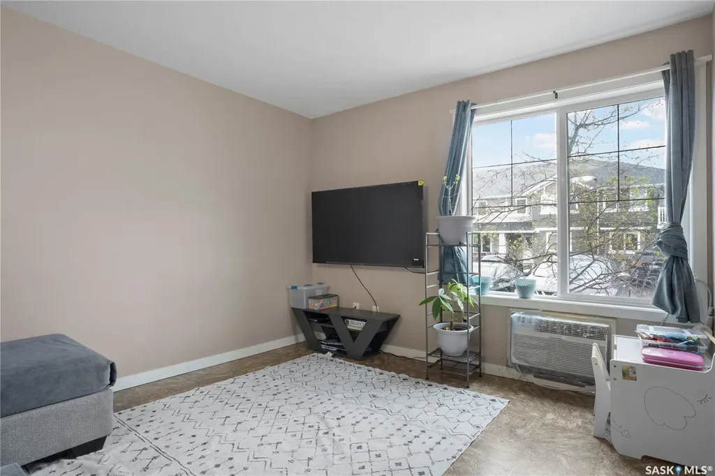 5622 Gordon Road Regina SK S4W 0M1