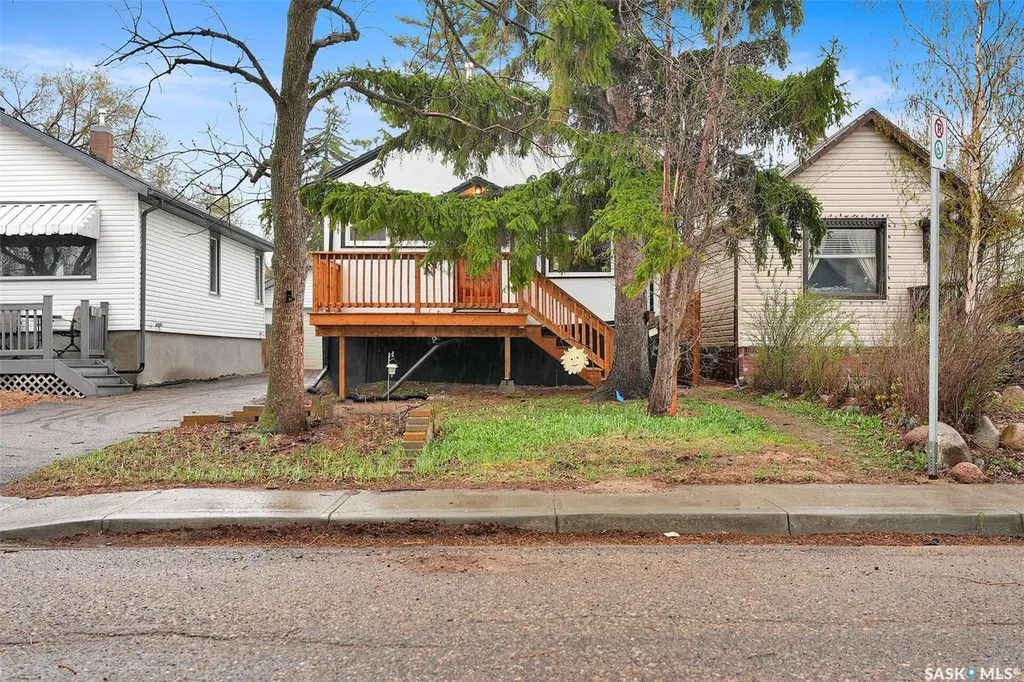 2435 Elliott Street Regina SK S4N 3H4