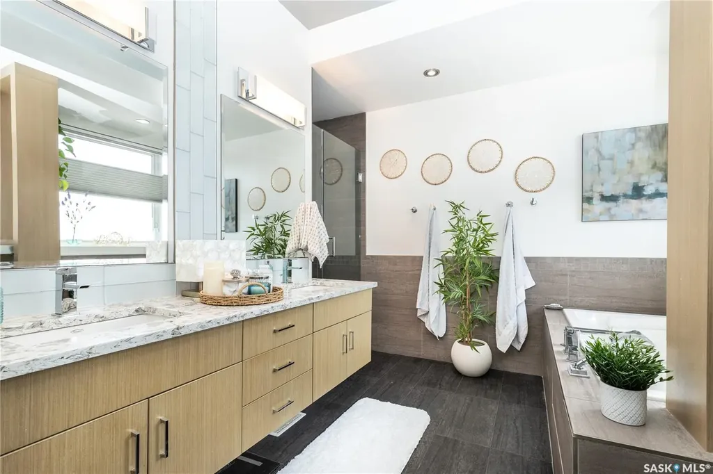 738 Atton Crescent Saskatoon SK S7W 0K5