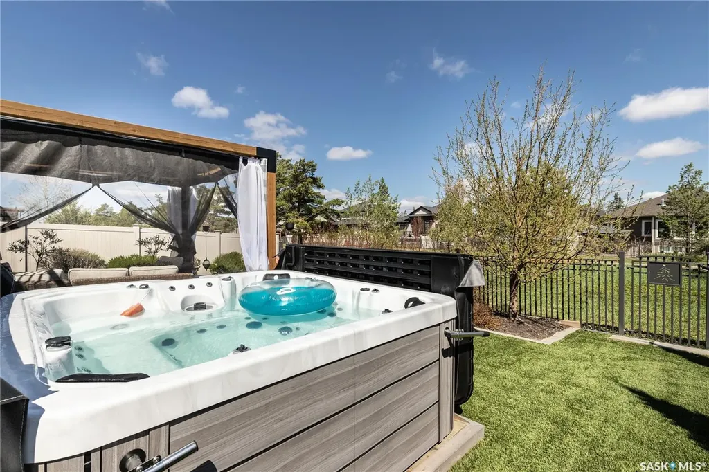 738 Atton Crescent Saskatoon SK S7W 0K5