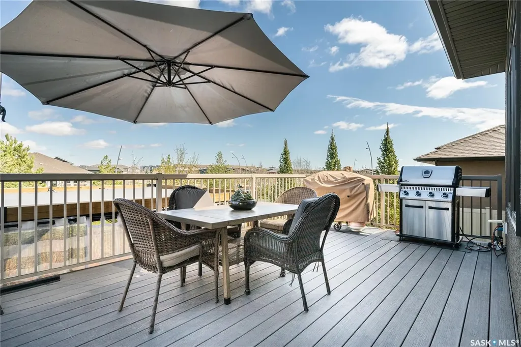 738 Atton Crescent Saskatoon SK S7W 0K5