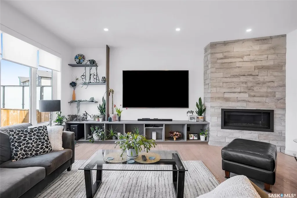 140 Forsey Avenue Saskatoon SK S7W 0Z6