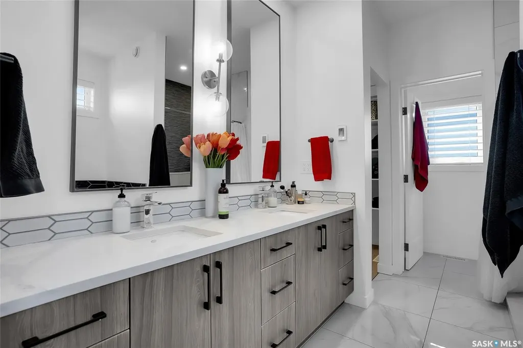 140 Forsey Avenue Saskatoon SK S7W 0Z6