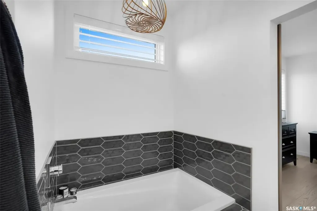 140 Forsey Avenue Saskatoon SK S7W 0Z6