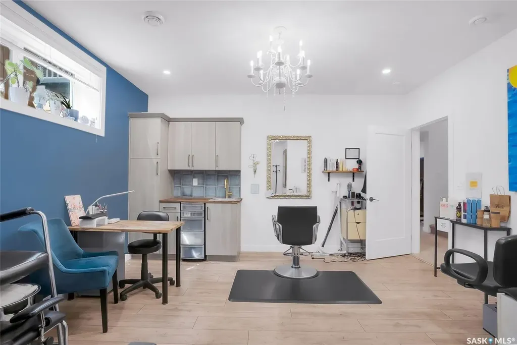 140 Forsey Avenue Saskatoon SK S7W 0Z6