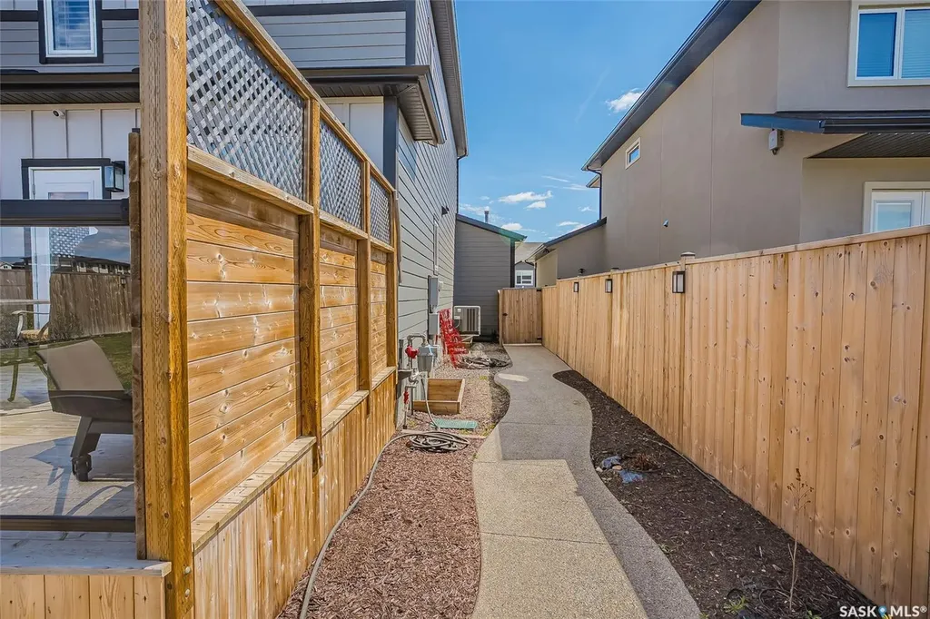 140 Forsey Avenue Saskatoon SK S7W 0Z6