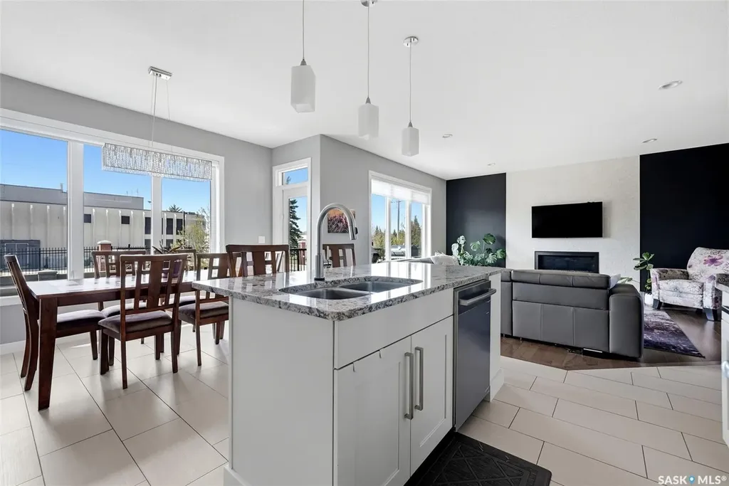3930 Sandhill Crescent Regina SK S4V 3G7