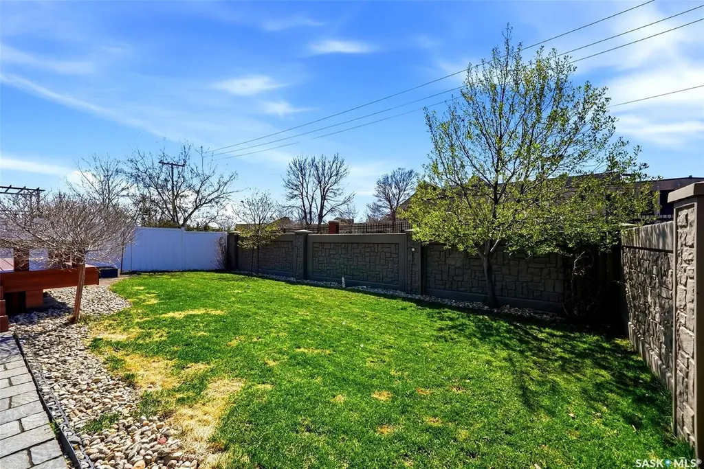 3930 Sandhill Crescent Regina SK S4V 3G7