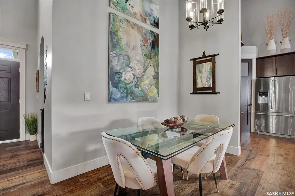 522 Hastings Crescent Saskatoon SK S7V 0E2