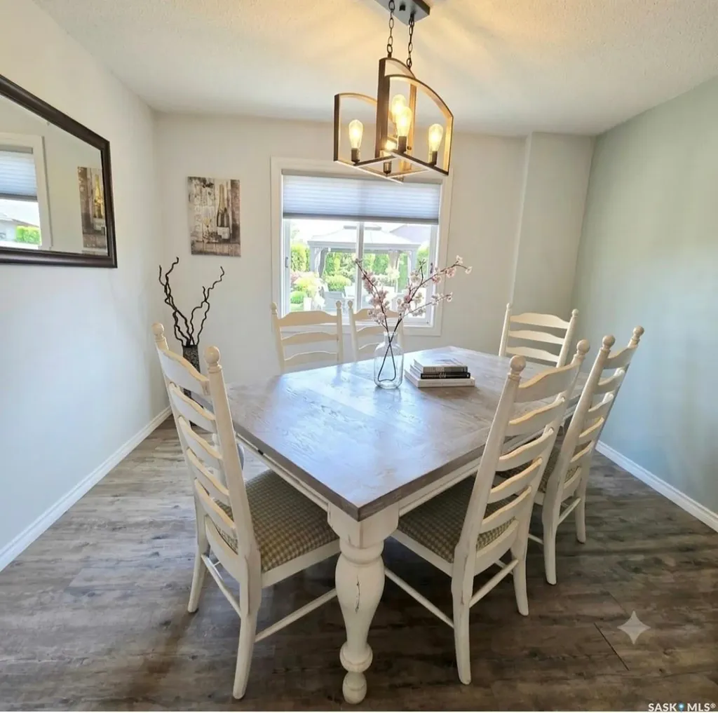 868 Conroy Place Prince Albert SK S6V 6Y7