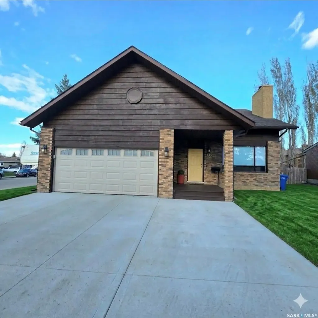 868 Conroy Place Prince Albert SK S6V 6Y7